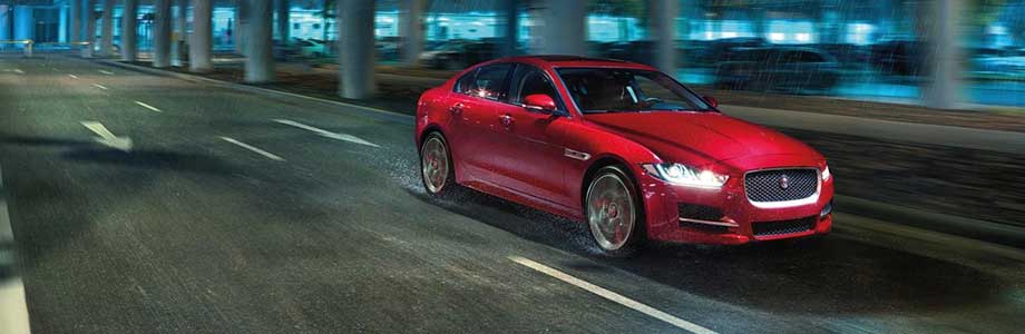 emergency-service-towing-year-round-crown-jaguar-near-tampa-florida